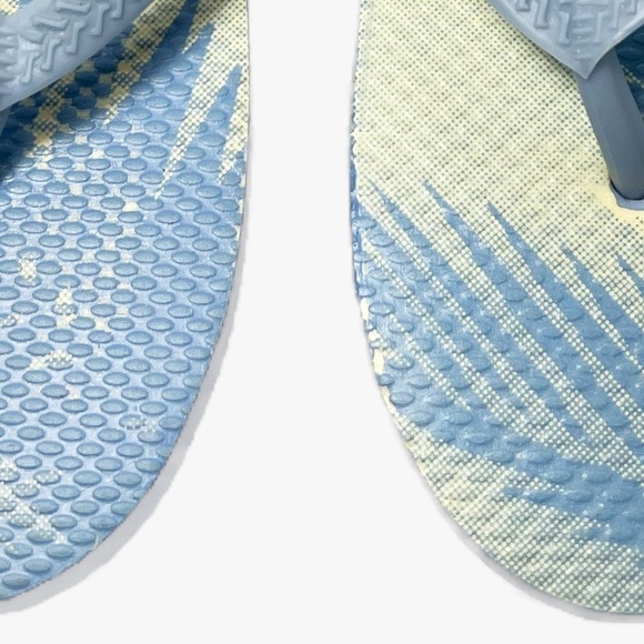 The Cove Flip Flops Blue and Cream Palm Tree Motif Womens size 8 - Picture 8 of 8